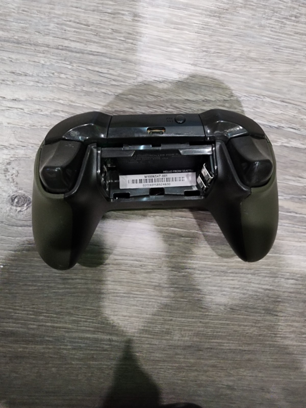 Microsoft Xbox One Wireless Controller – 1708 - Olive - No Drift- Tested Working - Image 8