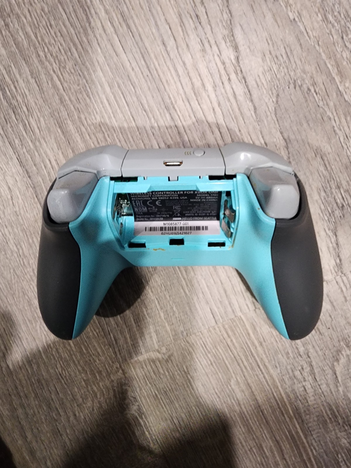 Microsoft Xbox One Wireless Controller – 1708 - Gray Blue - Tested Working - Image 7