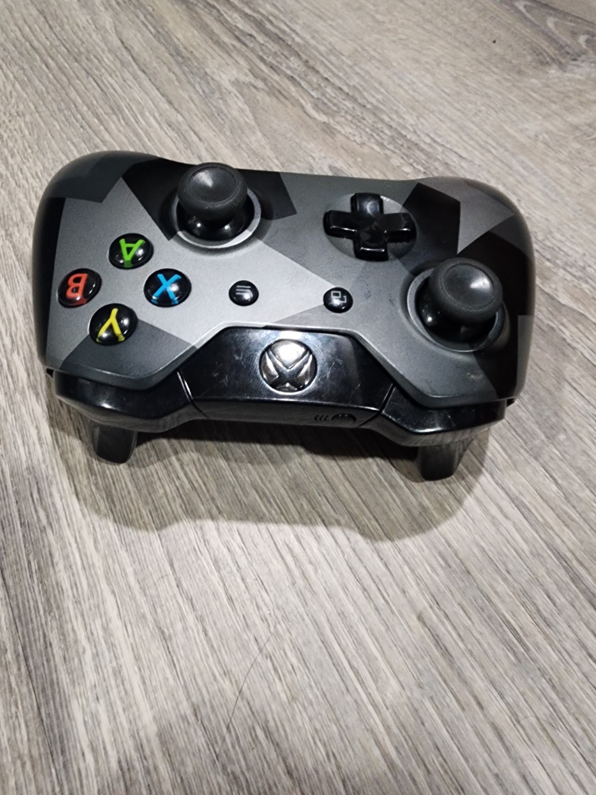 Microsoft Xbox One Wireless Controller – 1697 - Black Camo - Tested Working - Image 5