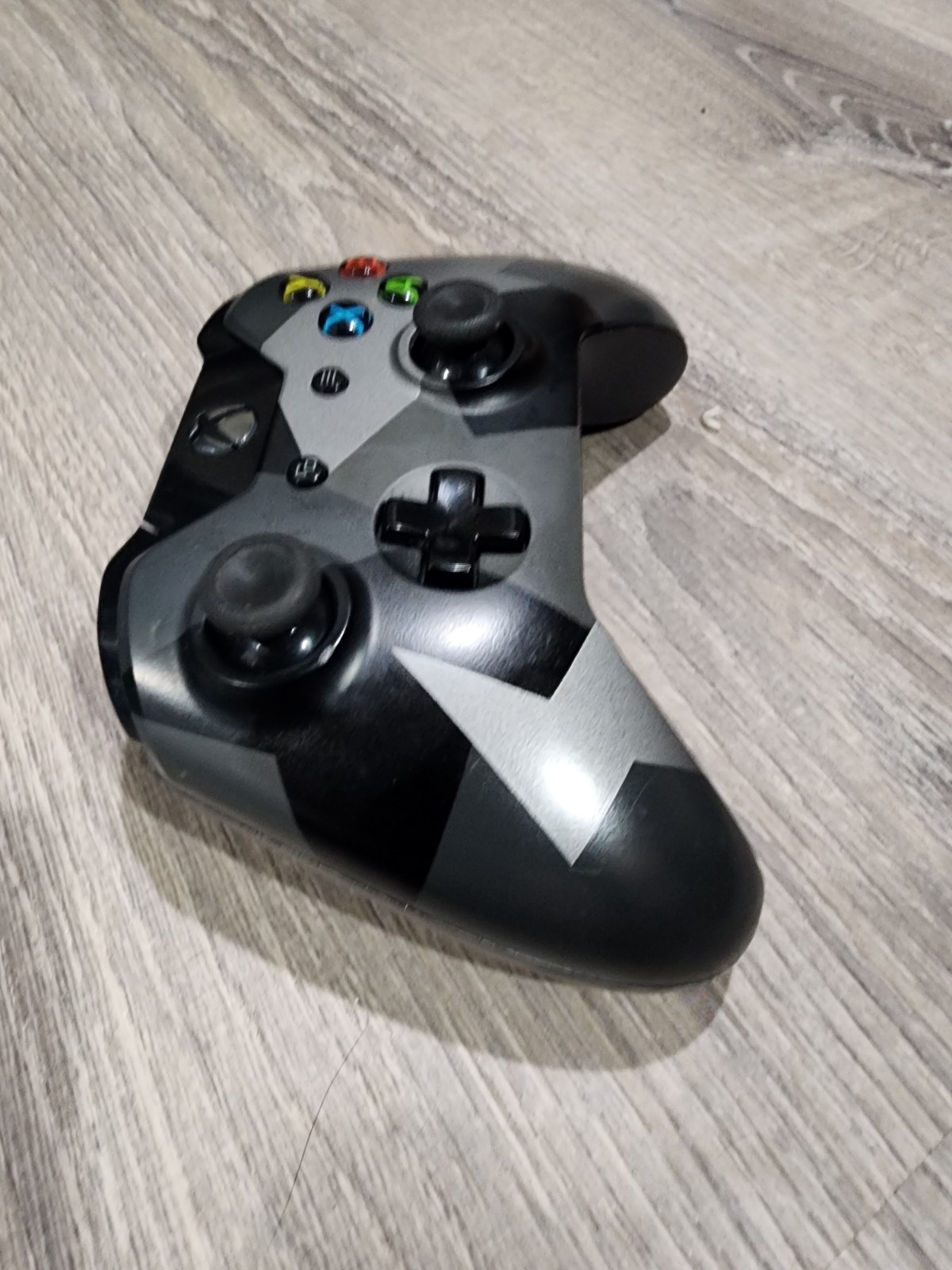 Microsoft Xbox One Wireless Controller – 1697 - Black Camo - Tested Working - Image 2